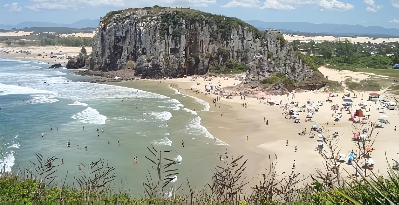 Descubre la magia de Torres, Brasil: Turismo ecológico y aventura