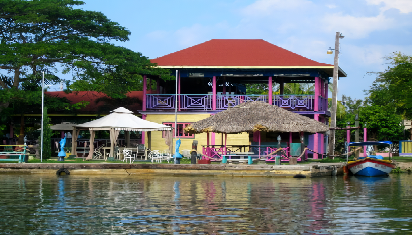 Turismo en Río Negro Jamaica-Caribe