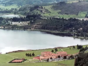 Lago Sochagota Paipa