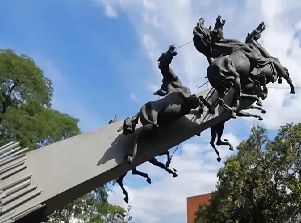 Monumentos a los Potros - Neiva