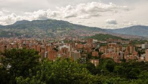 hoteles en medellin turismo