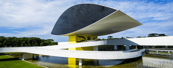 Museo Oscar Niemeyer en Curitiba