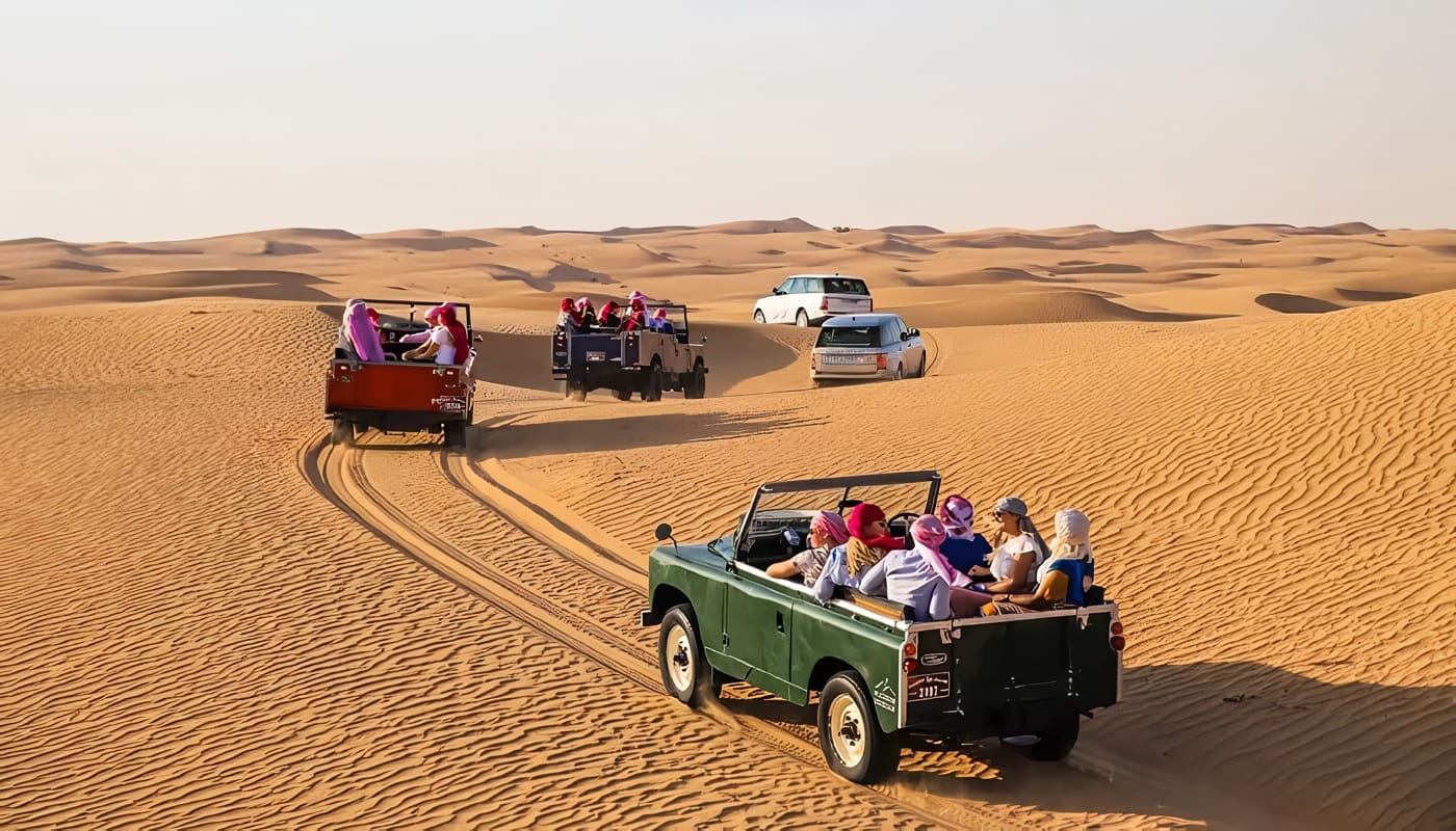 El Safari en el Desierto y el Crucero en la Marina siguen siendo las Actividades Turísticas mejor Calificadas de Dubái