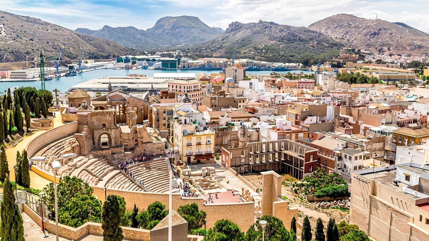 Turismo en Murcia: Historia, Naturaleza y Gastronomía Mediterránea