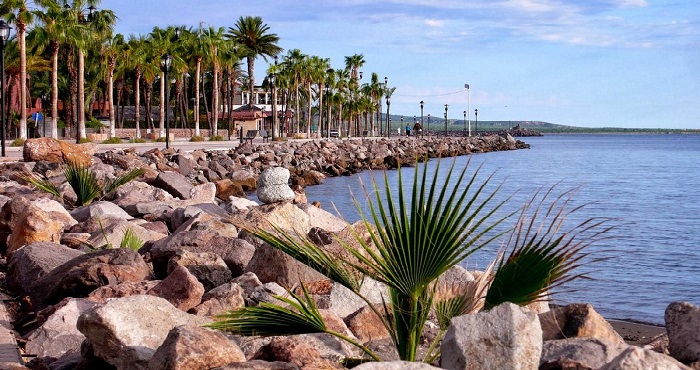 Malecón de Loreto