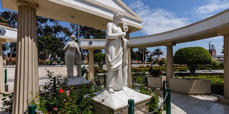 Paseo de las Musas Chiclayo Perú