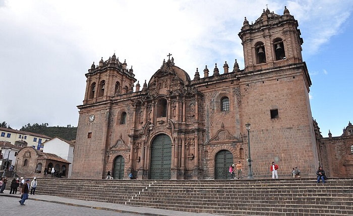 Plaza de Armas y Catedral de Cusco