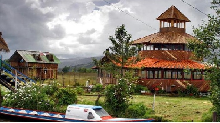 Estancia en Ecolodges en la Laguna de la Cocha