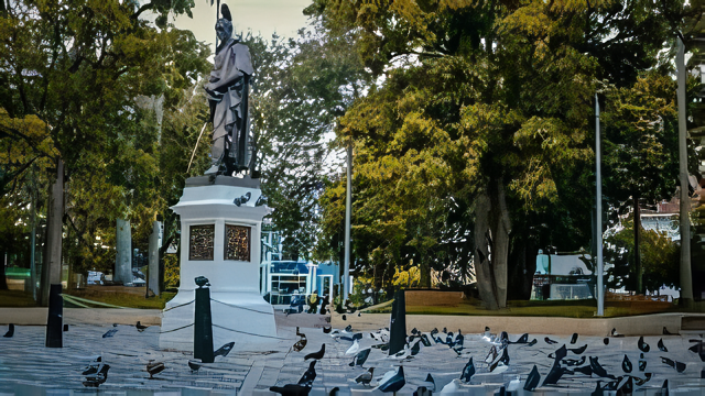 Monumento a Bolívar y Plaza de Bolívar en Cartago