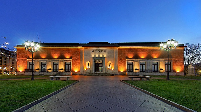 Fachada edificio del Museo de Bellas Artes de Bilbao