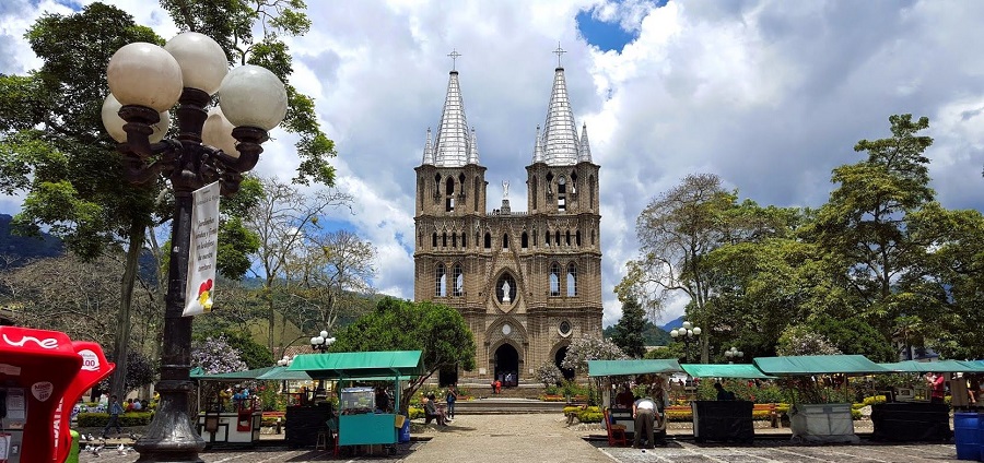 La Basílica Menor de la Inmaculada Concepción en Jardin