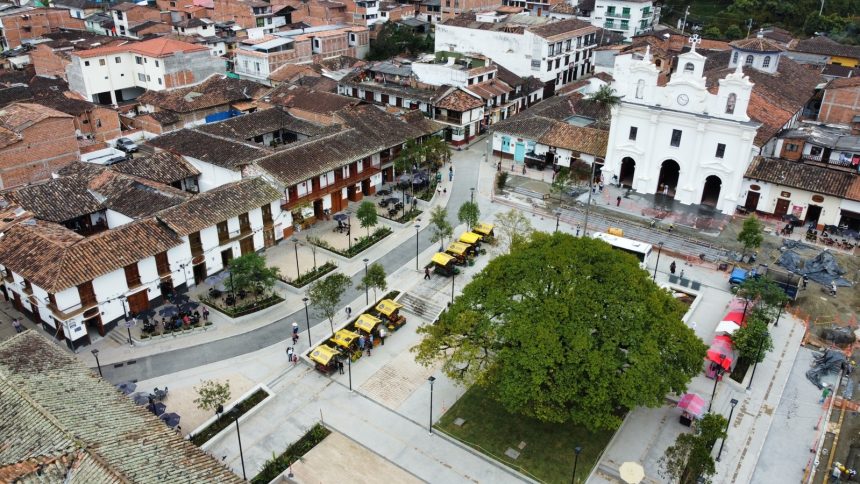 Parque principal El Retiro Antioquia