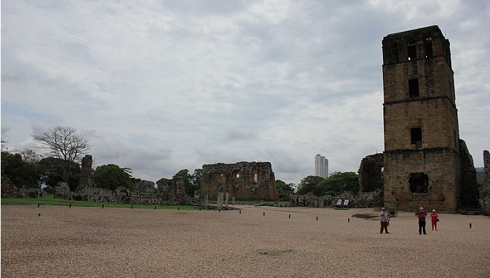 Plaza Mayor de Panamá Viejo