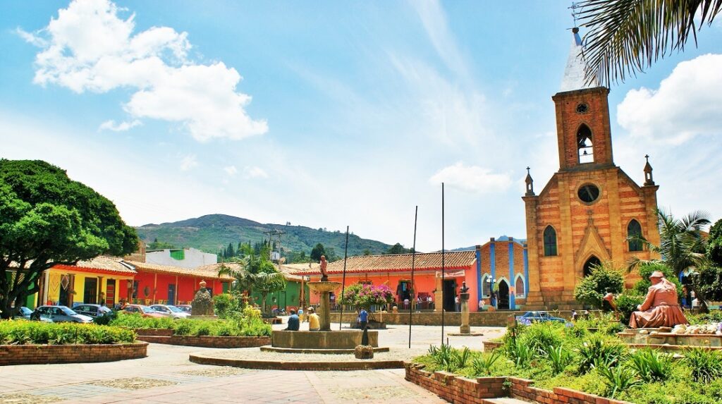 Plaza Principal de Ráquira