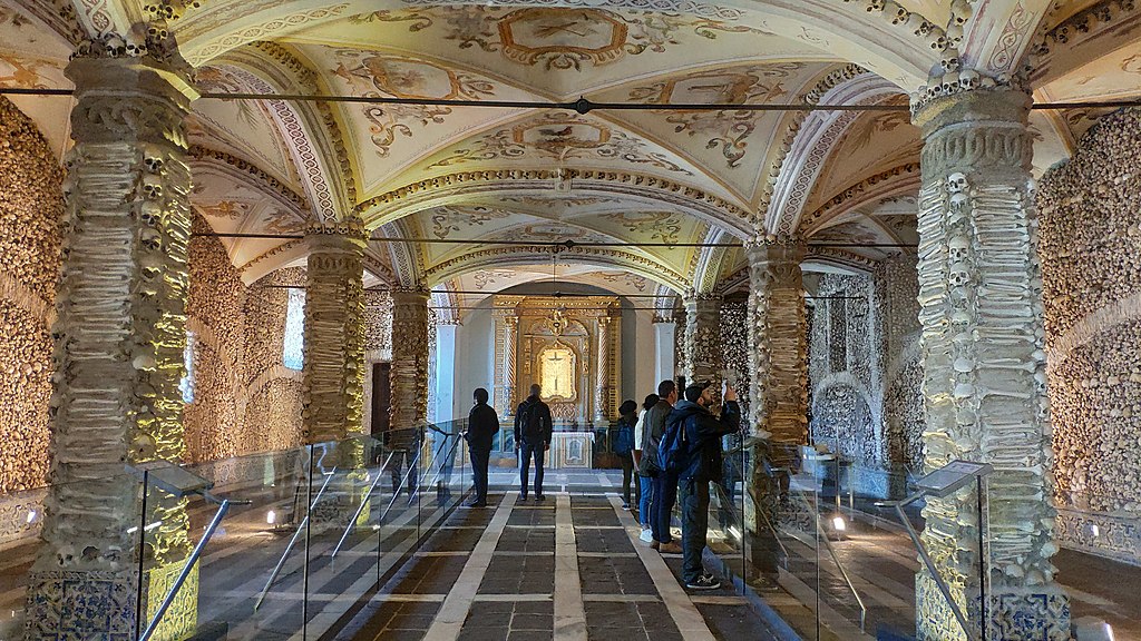 Capilla de los Huesos Évora