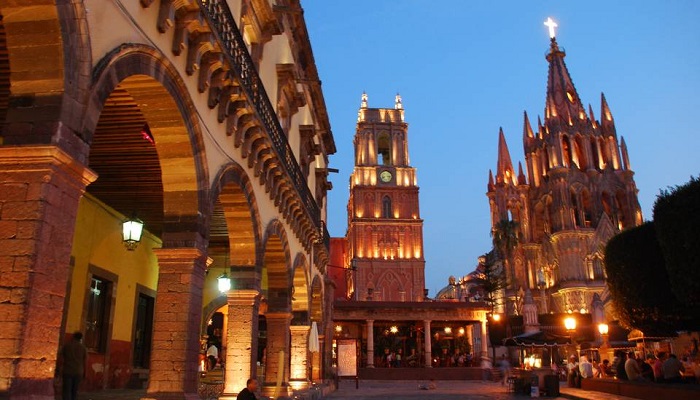 San Miguel de Allende de noche