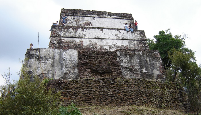 La Pirámide del Tepozteco