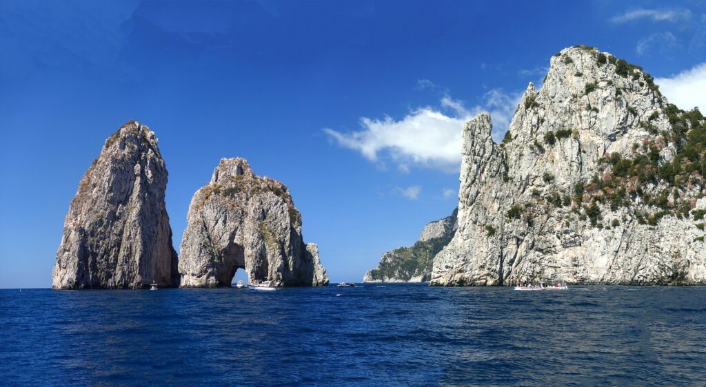 Los Farallones en Capri