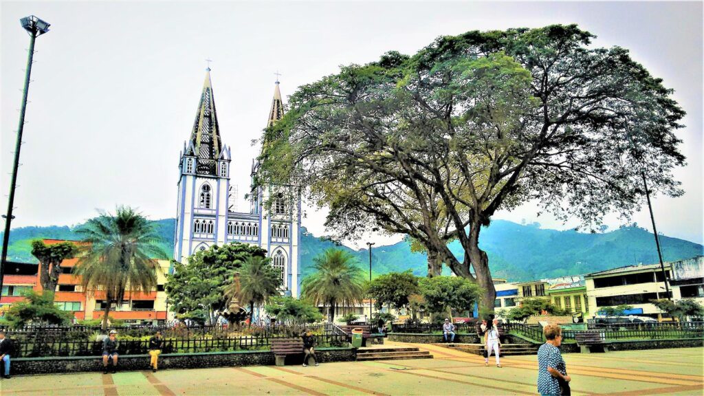 Plaza principal de Chinchiná