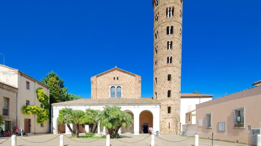 Basilica di Sant'Apollinare Nuovo Ravena